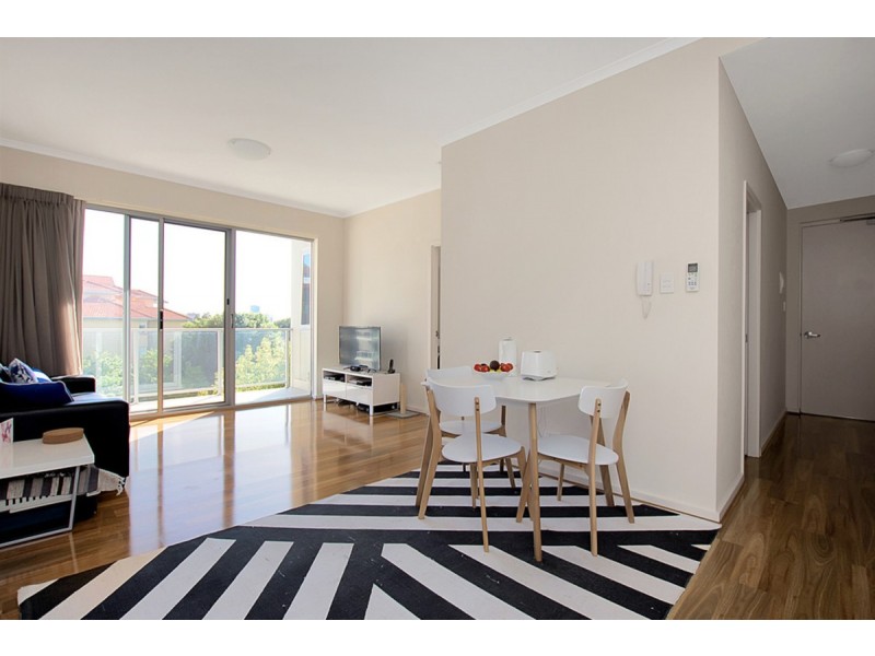 21/35 Wellington Street, East Perth WA 6004