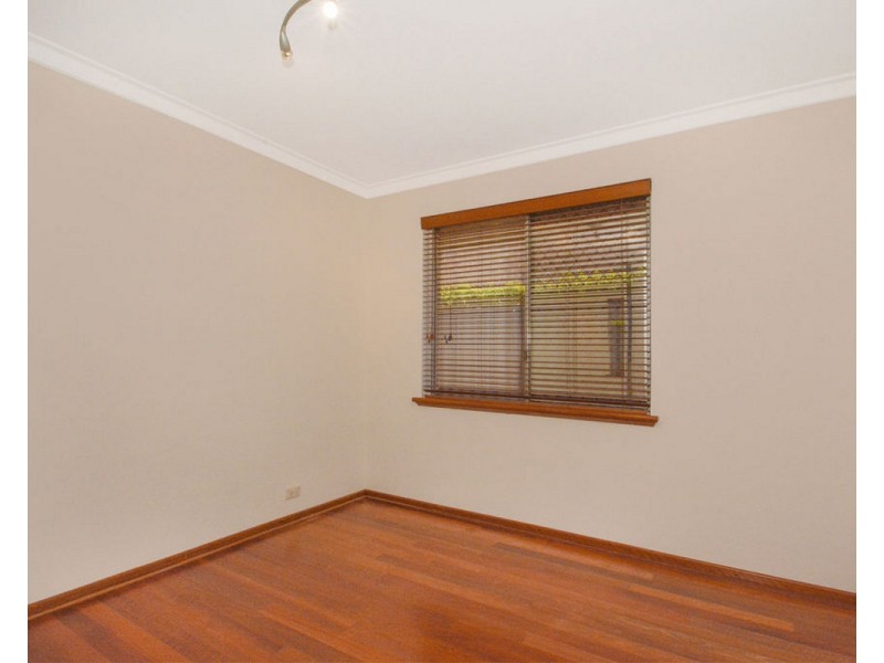 34 Bernedale Way, Duncraig WA 6023