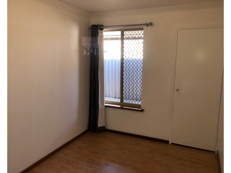 76A Spring Road, Thornlie WA 6108