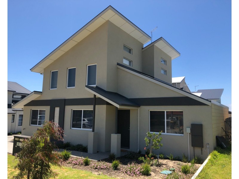 6/12 Laurence Road, Innaloo WA 6018