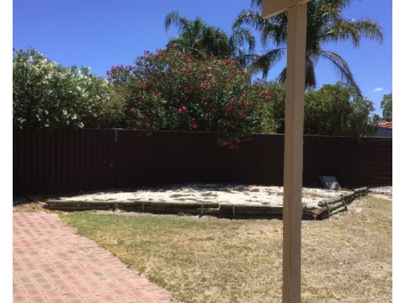 6 Greenacre Street, Dianella WA 6059