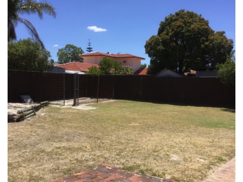 6 Greenacre Street, Dianella WA 6059