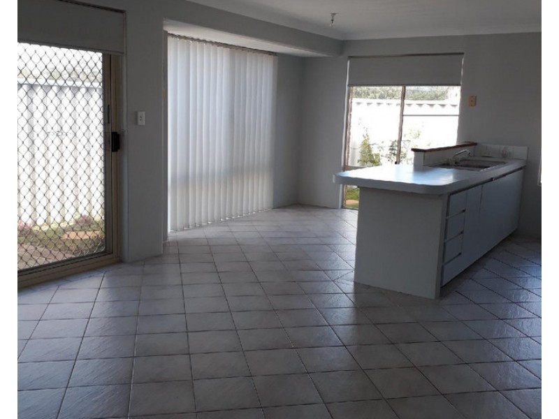 1/48 Oakover Way, Heathridge WA 6027