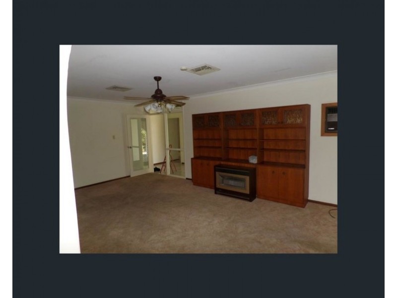 2 Newcombe Way, Padbury WA 6025