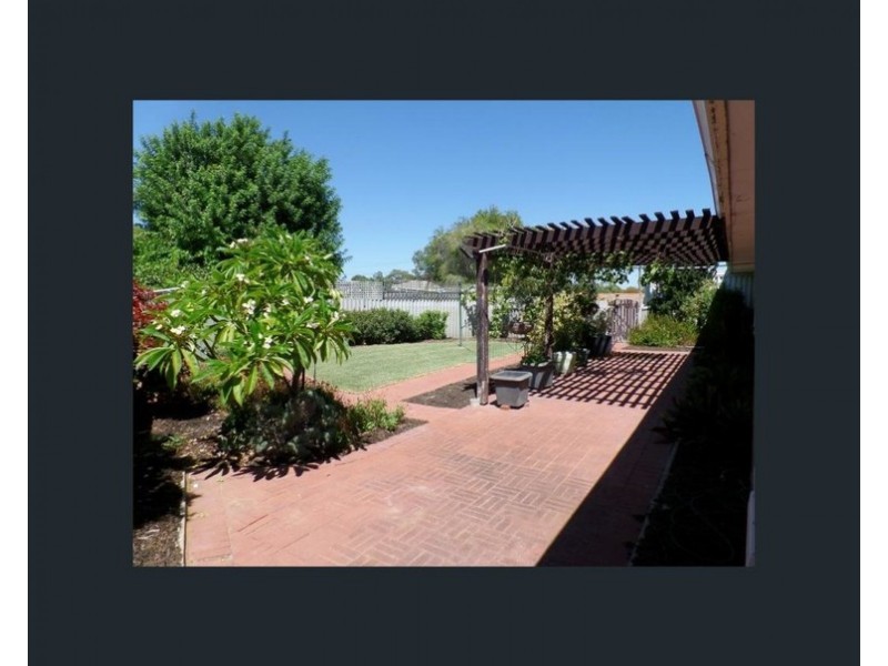 2 Newcombe Way, Padbury WA 6025