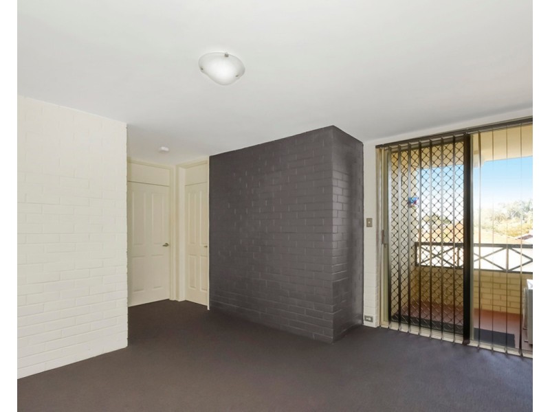 20T/24 Pearson Street, Churchlands WA 6018