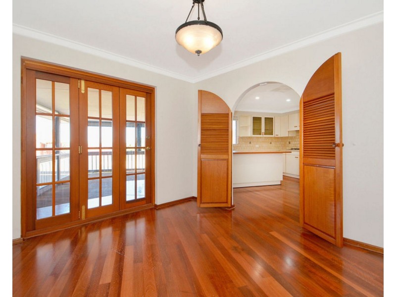 34 Bernedale Way, Duncraig WA 6023