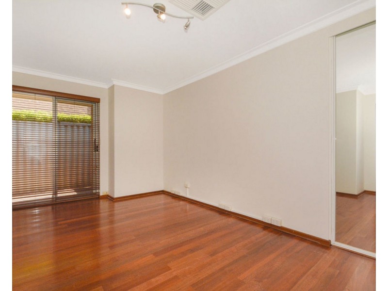 34 Bernedale Way, Duncraig WA 6023