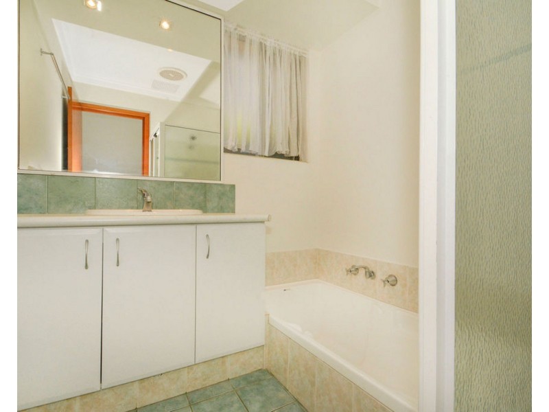 34 Bernedale Way, Duncraig WA 6023