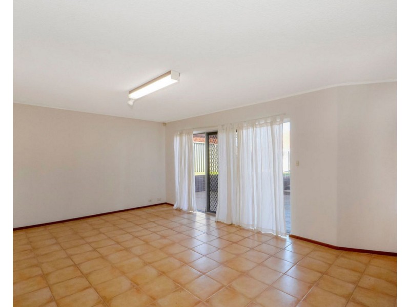 34 Bernedale Way, Duncraig WA 6023