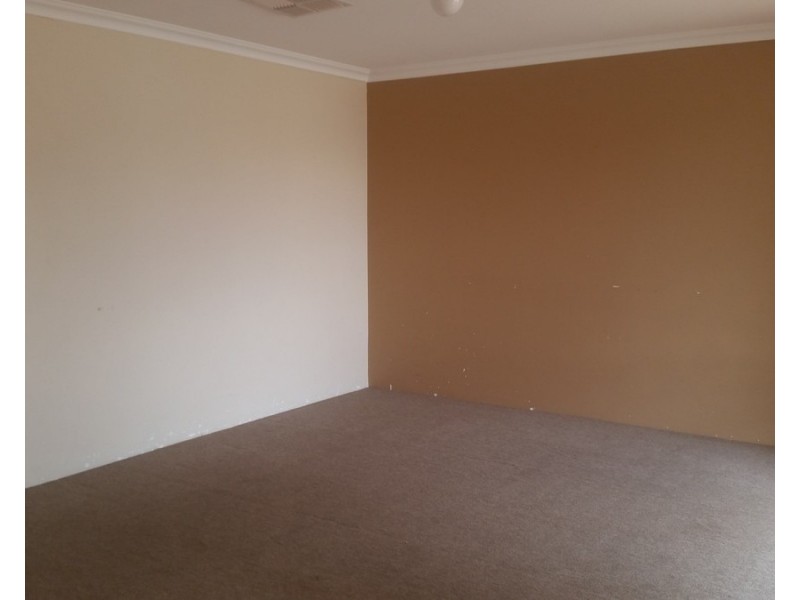 14 Alderton Road, Butler WA 6036