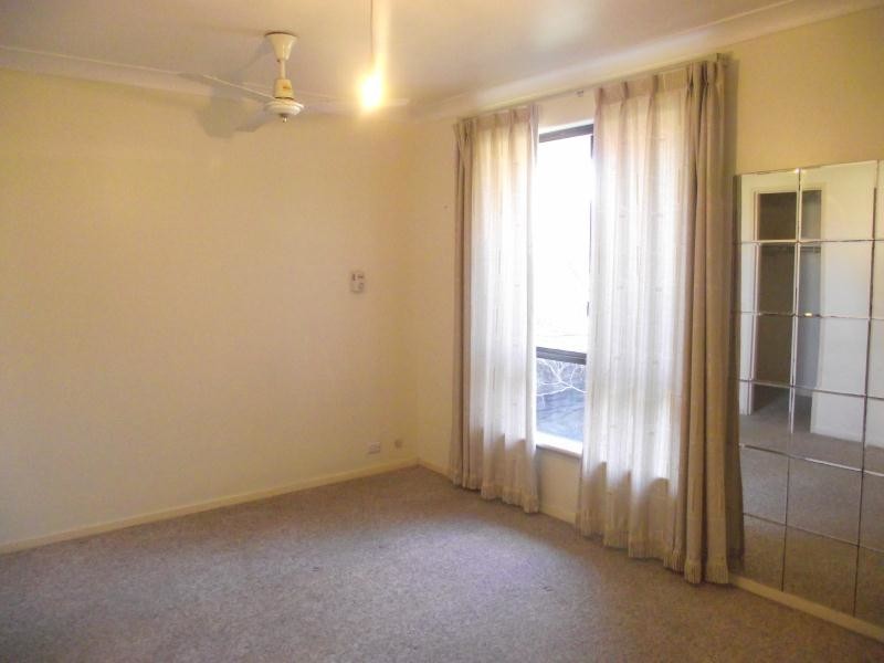 19 Barrallier Way, Padbury WA 6025