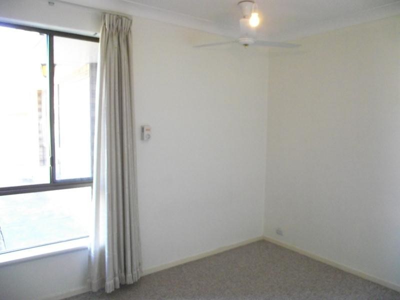 19 Barrallier Way, Padbury WA 6025