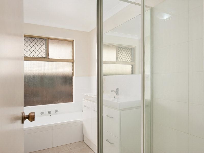 7 Sellen Court, Leeming WA 6149