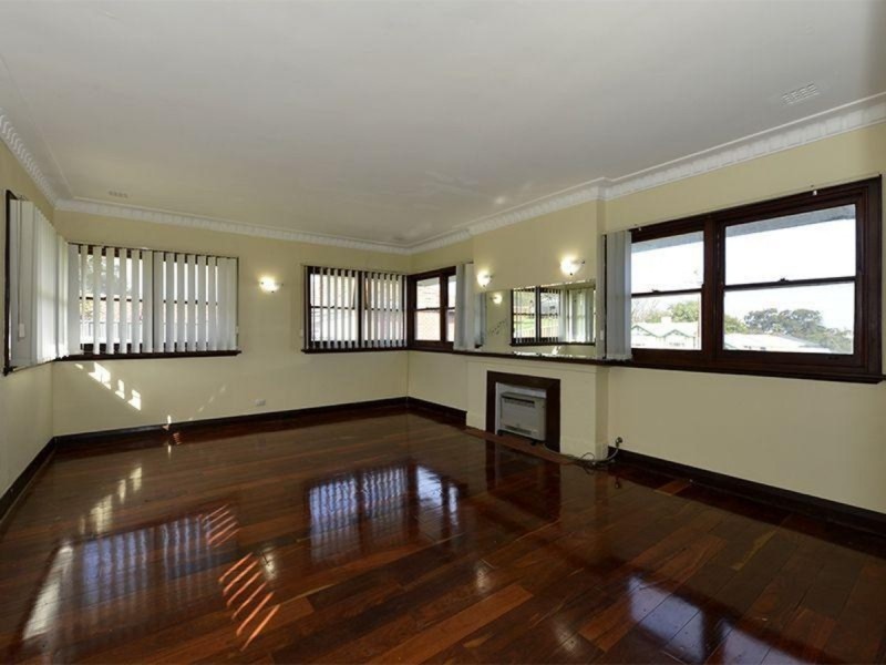 3 Grosvenor Road, Bayswater WA 6053