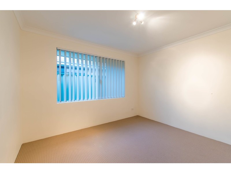 229 Gaebler Road, Aubin Grove WA 6164