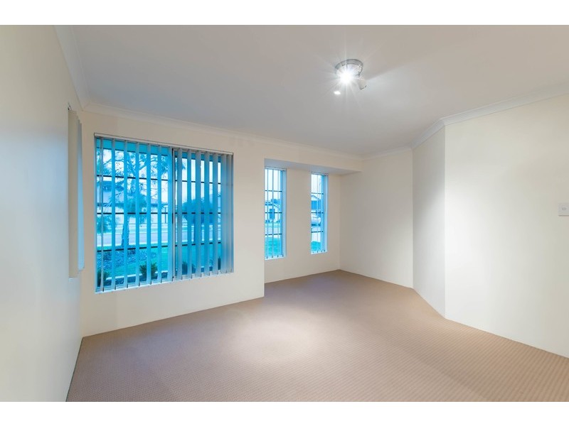 229 Gaebler Road, Aubin Grove WA 6164