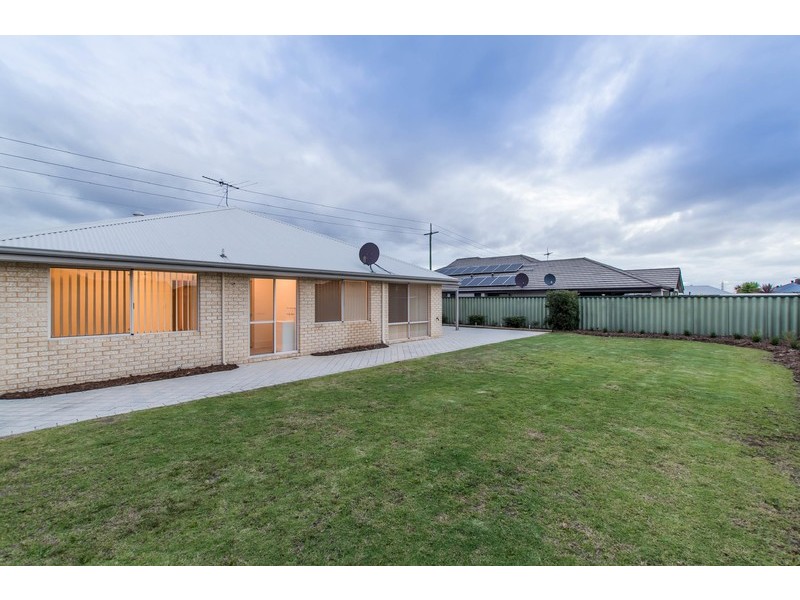 229 Gaebler Road, Aubin Grove WA 6164