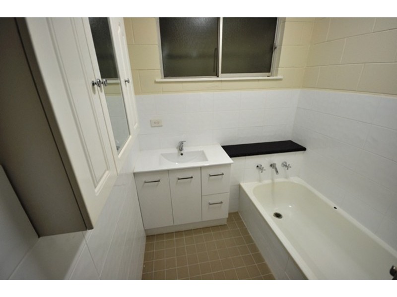 1B Reynolds Place, South Hedland WA 6722