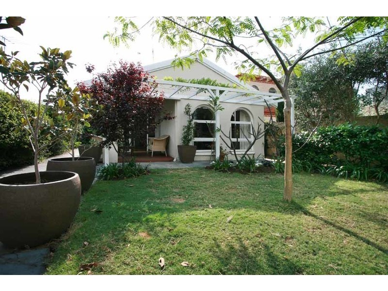 16 Solomon Street, Mosman Park WA 6012