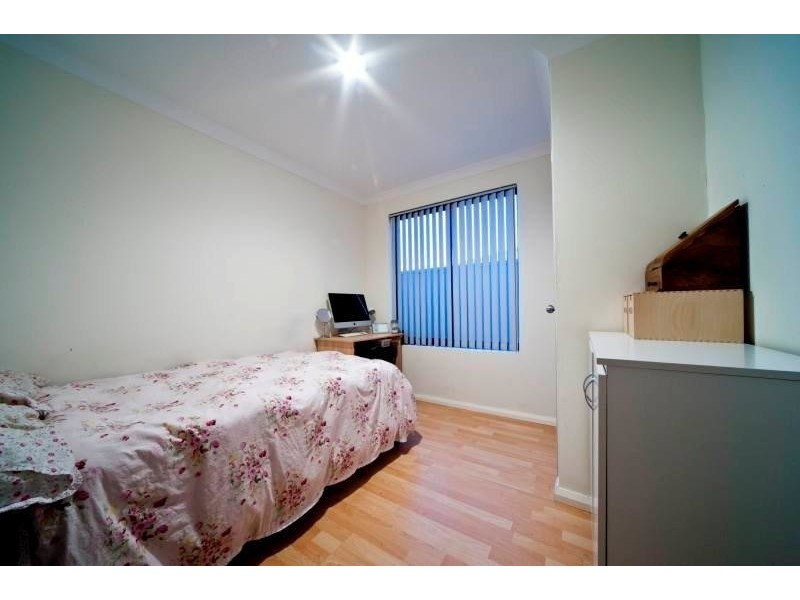 56 Hampton Road, Darch WA 6065