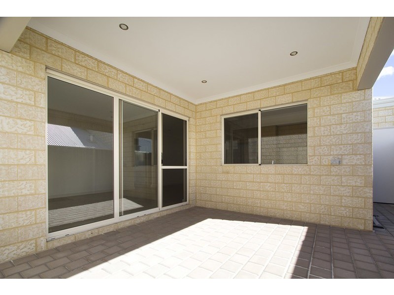 17 Matlock Heights, Darch WA 6065