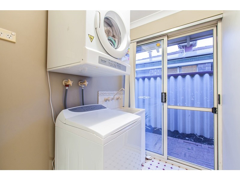 3 Karreen Way, South Guildford WA 6055