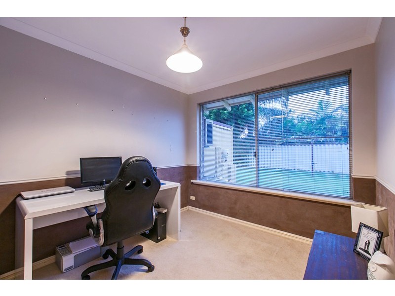 3 Karreen Way, South Guildford WA 6055