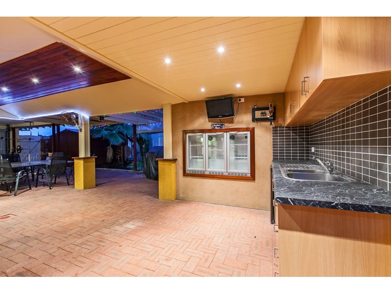 3 Karreen Way, South Guildford WA 6055