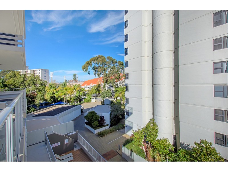 21/35 Wellington Street, East Perth WA 6004