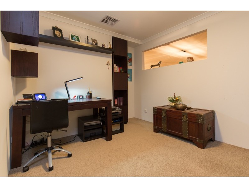 3 Rousham Road, Landsdale WA 6065