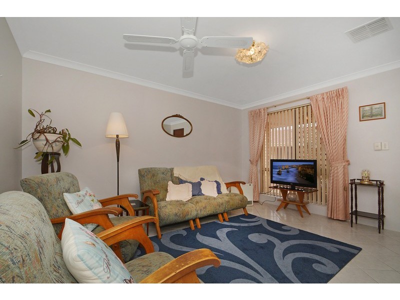 4/333 The Strand, Dianella WA 6059