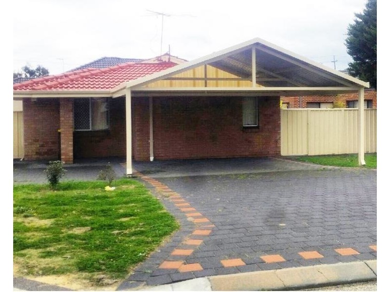 4 Gibb Crescent, Westminster WA 6061