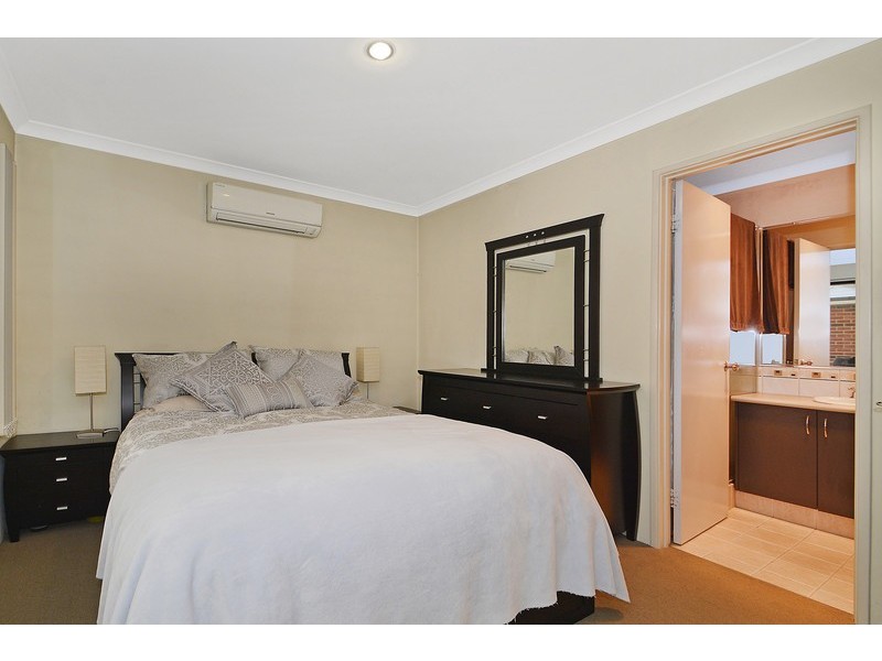 64B Eastdene Circle, Nollamara WA 6061