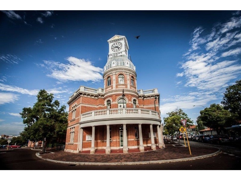 10/17 Wroxton Heights, Midland WA 6056