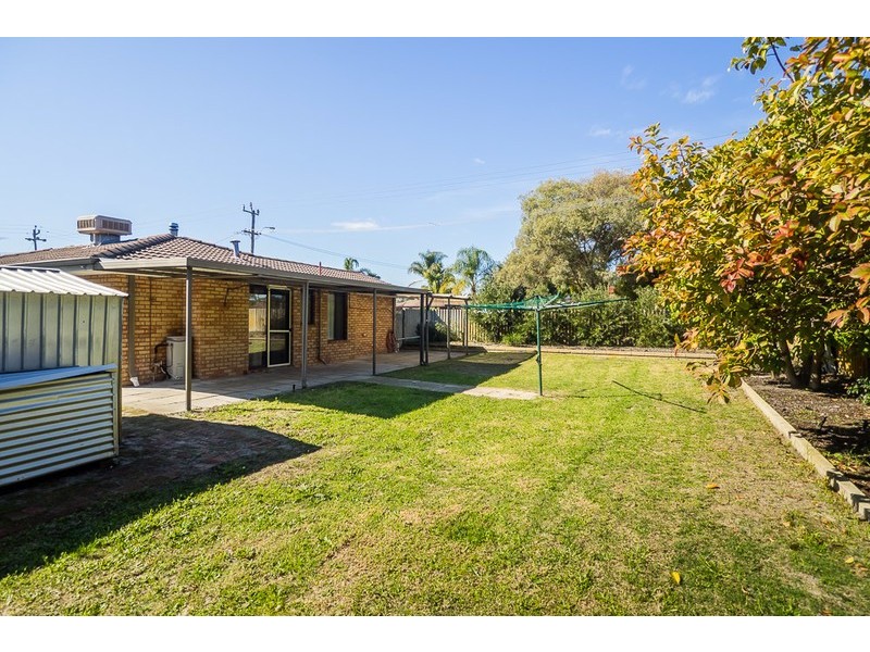 136 Cortis Way, Langford WA 6147