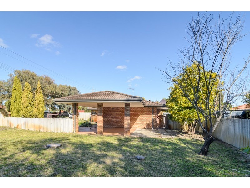 136 Cortis Way, Langford WA 6147