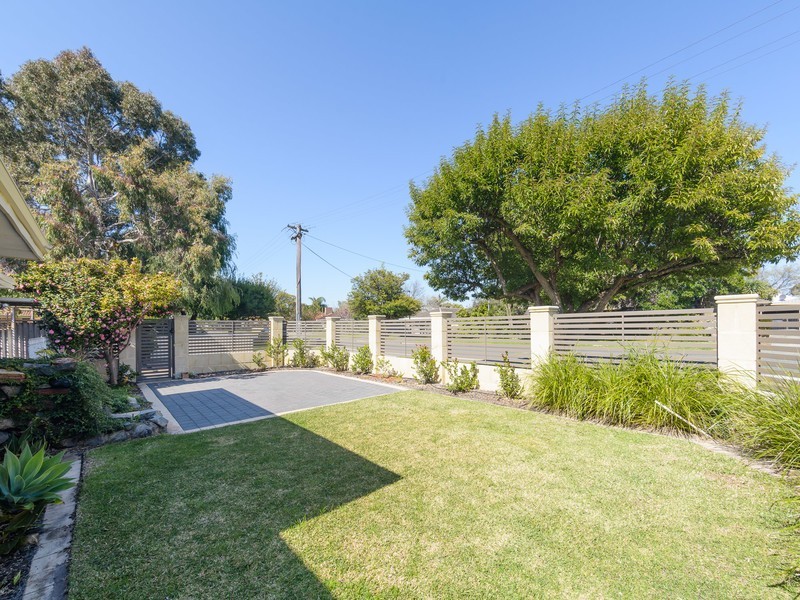 4 Paltridge Avenue, Carlisle WA 6101