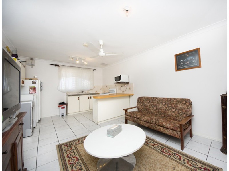 16B Tinaroo Court, South Lake WA 6164