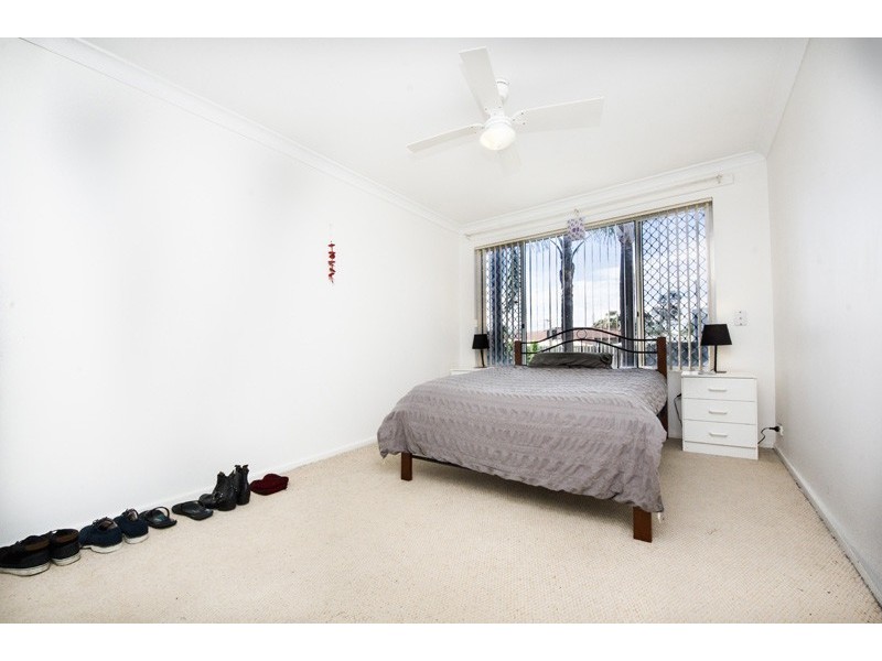 16B Tinaroo Court, South Lake WA 6164