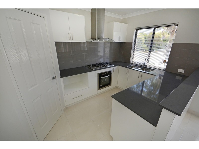 30-32 Raleigh Street, Belmont WA 6104