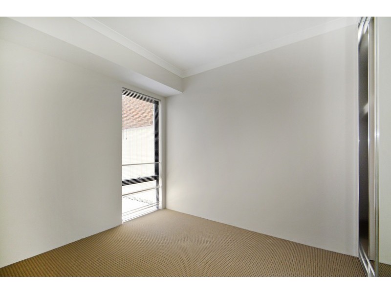 30-32 Raleigh Street, Belmont WA 6104