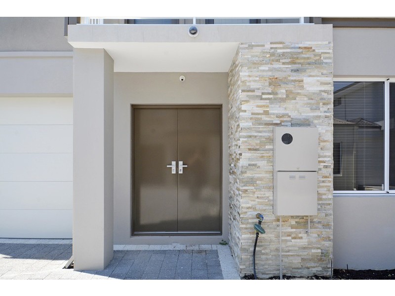 30-32 Raleigh Street, Belmont WA 6104