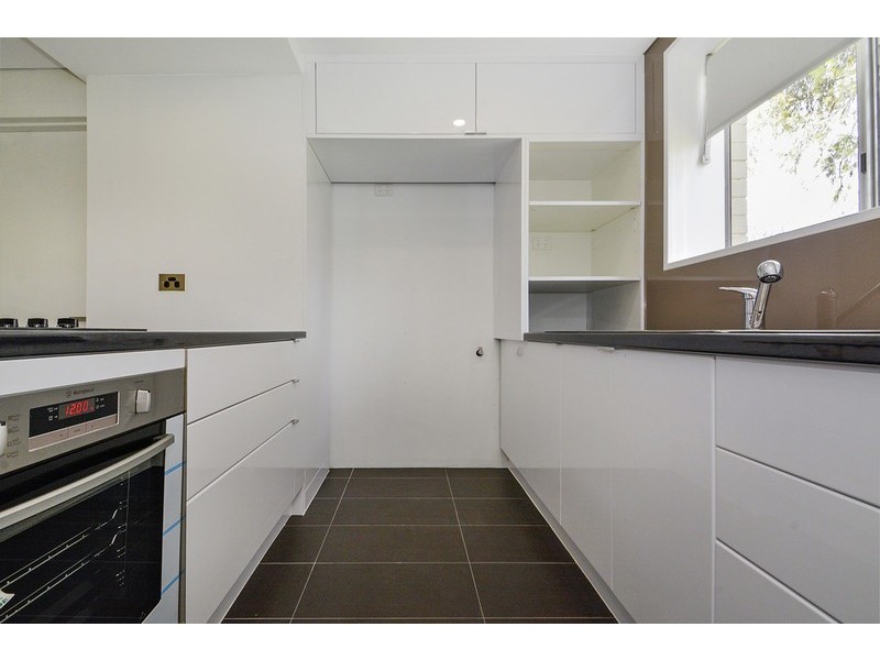 1/210 Swan Street, Yokine WA 6060