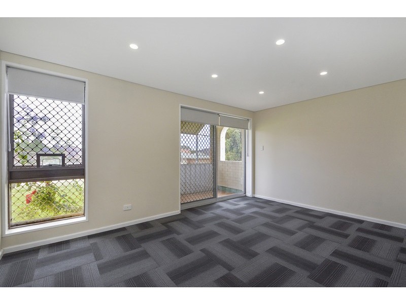 1/210 Swan Street, Yokine WA 6060