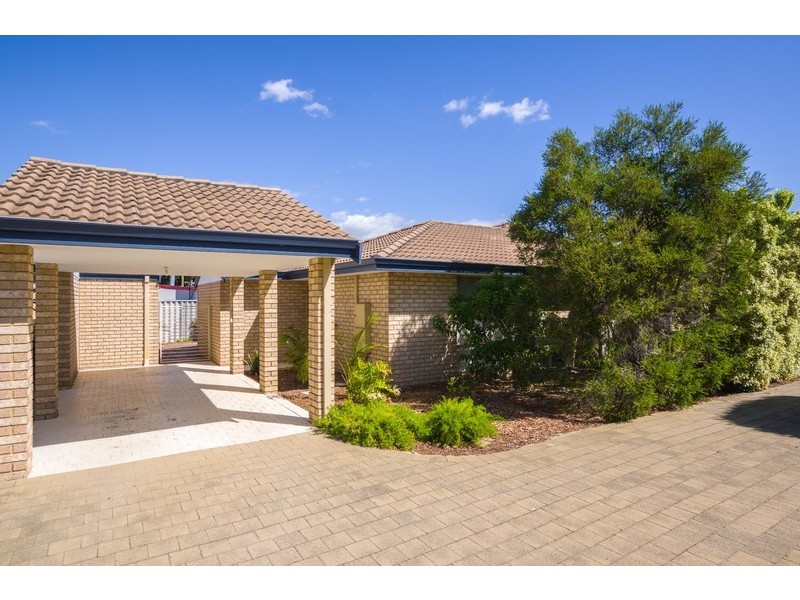 2/369-371 Light Street, Dianella WA 6059