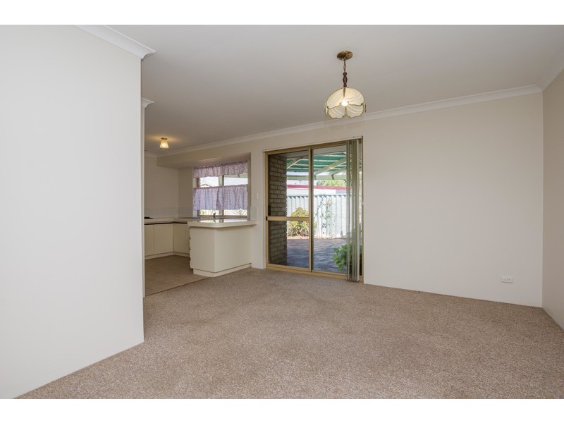 2/369-371 Light Street, Dianella WA 6059