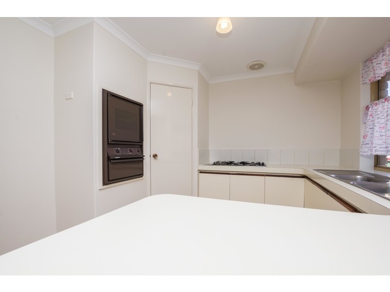 2/369-371 Light Street, Dianella WA 6059