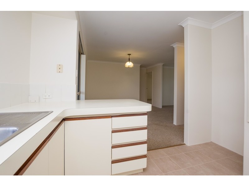 2/369-371 Light Street, Dianella WA 6059