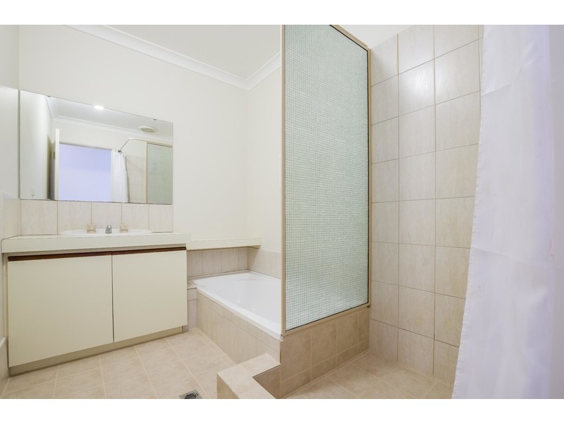 2/369-371 Light Street, Dianella WA 6059